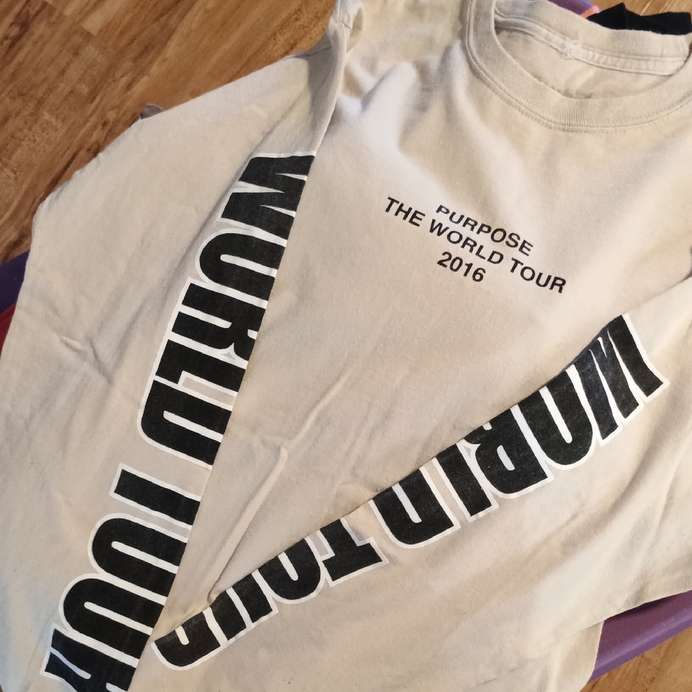 2016 Justin Bieber World Purpose Tour Size Medium Long Sleeve Tee!